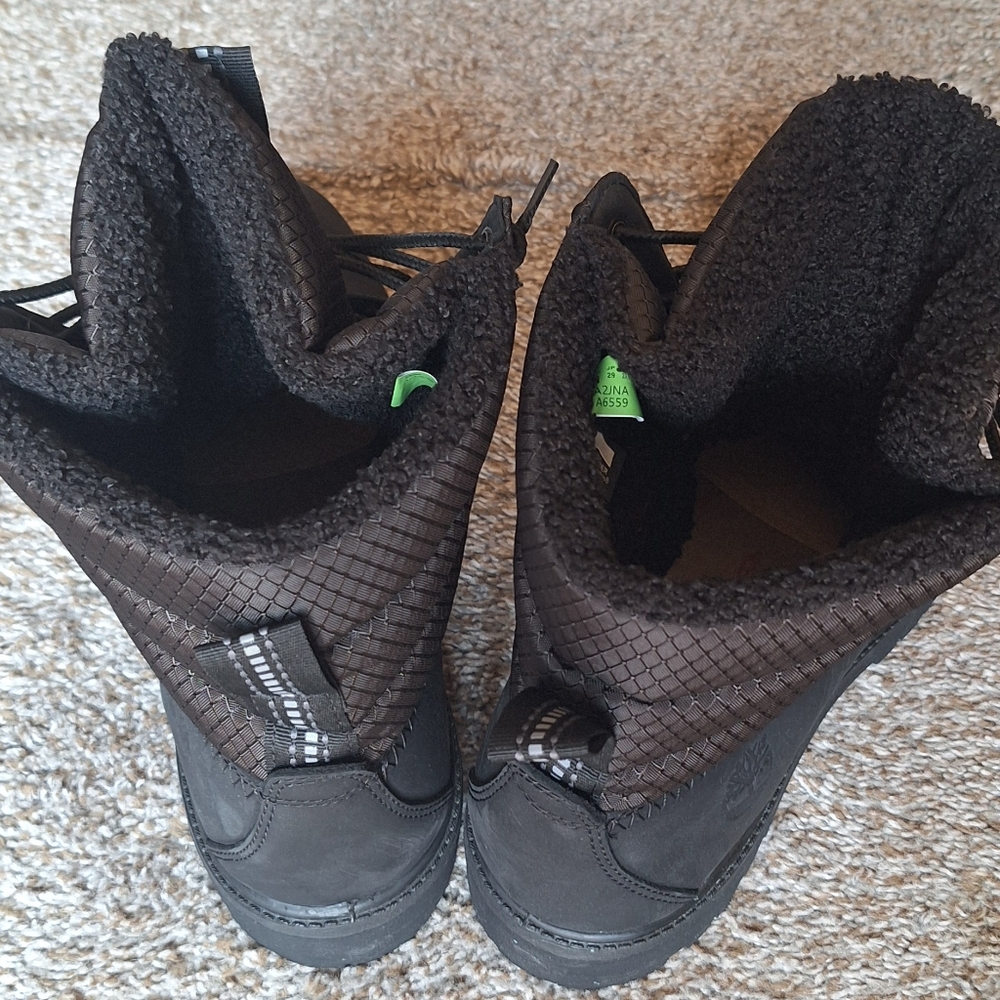 Timberland Defender Boots - Picture 4 of 7